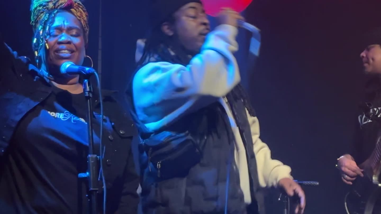 Blazers tijdens een solo
